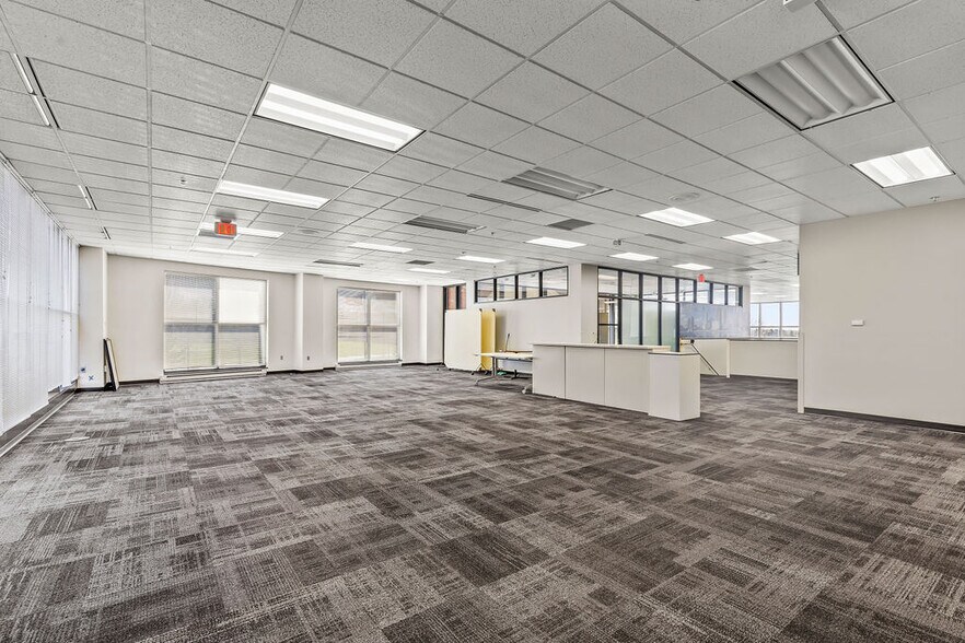 More Photos Of 3400 Morse Xing, Columbus Office For Lease