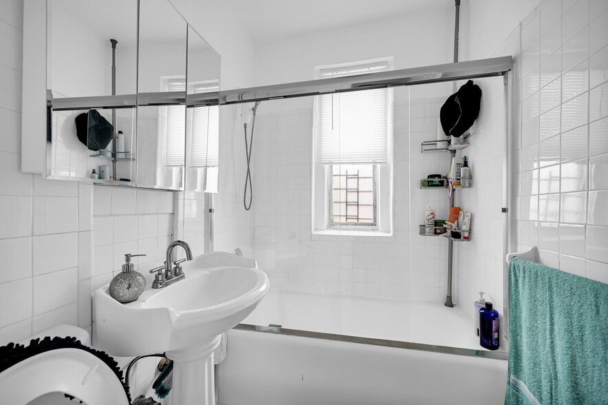 More Photos Of 1967-1971 Marmion Ave, Bronx Apartments For Sale