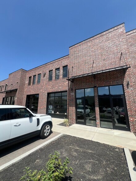 Primary Photo Of 831 Pioneer Rd, Draper Storefront Retail Residential For Lease