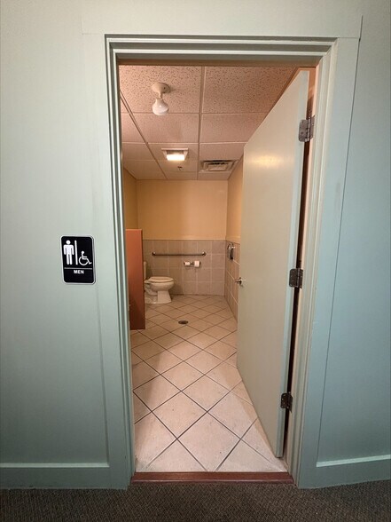 More Photos Of 61-63 Cedar Ave, East Greenwich Medical For Sale