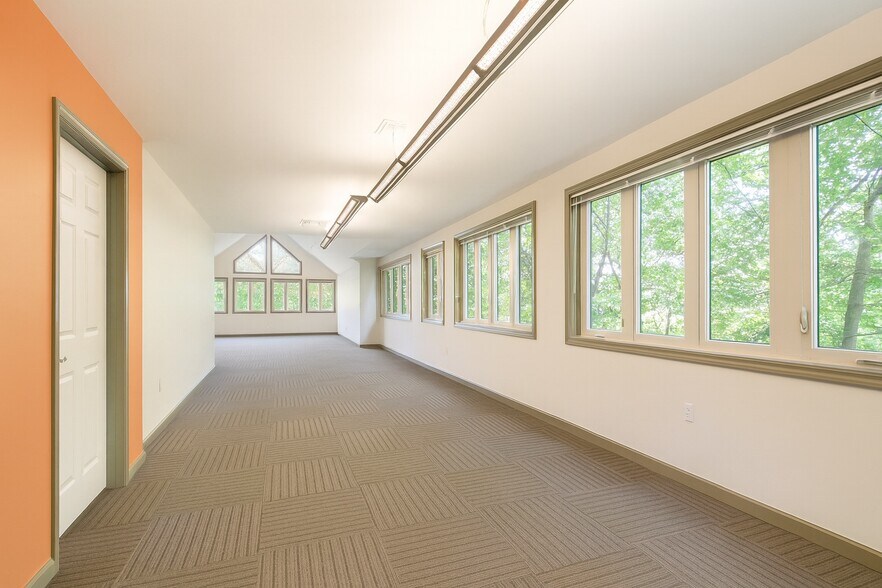 More Photos Of 5621-5661 Columbia Pike, Falls Church Loft Creative Space For Sale