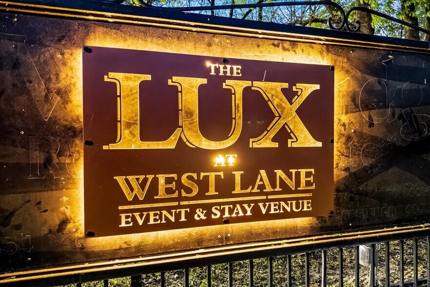 More Photos Of 8811 West Ln, Magnolia Office For Sale