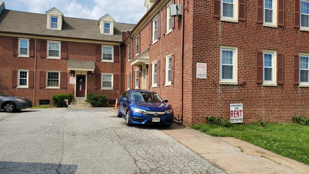 Primary Photo Of 5 Winston Ave, Wilmington Apartments For Sale