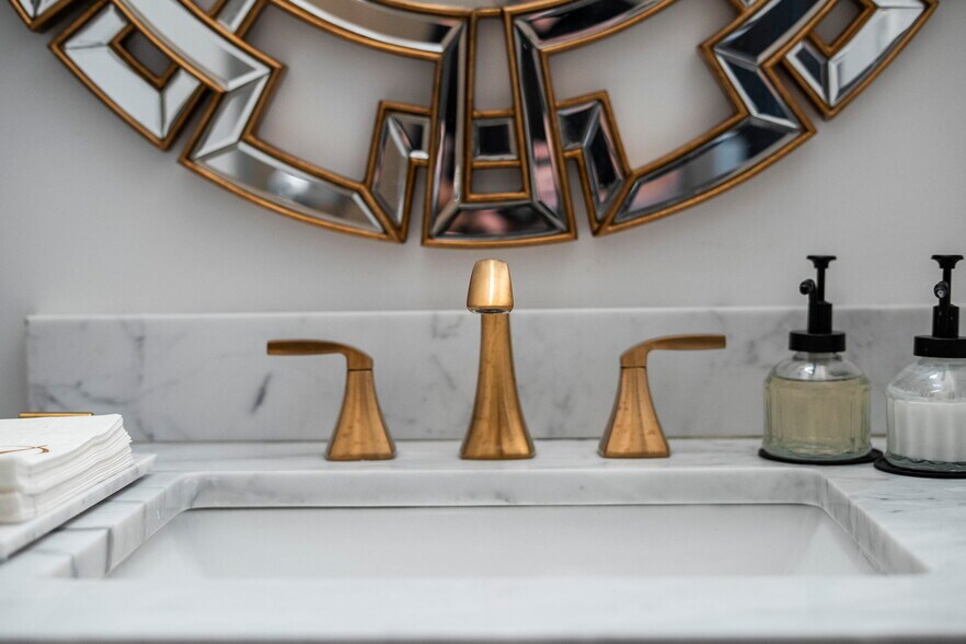 More Photos Of 39 Truss Dr, Boerne Flex For Sale