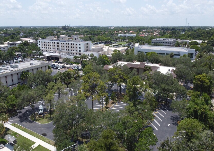 More Photos Of 7401 N University Dr, Tamarac Medical For Sale