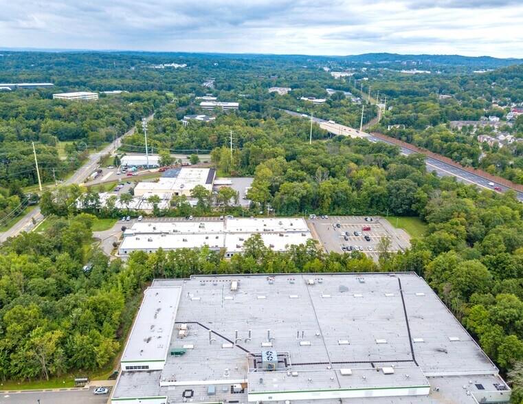 More Photos Of 58-60 S Jefferson Rd, Whippany Warehouse For Lease