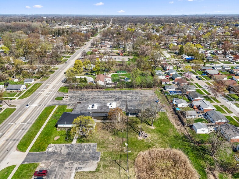 More Photos Of 1217 S Merriman Rd, Westland Lodge Meeting Hall For Sale