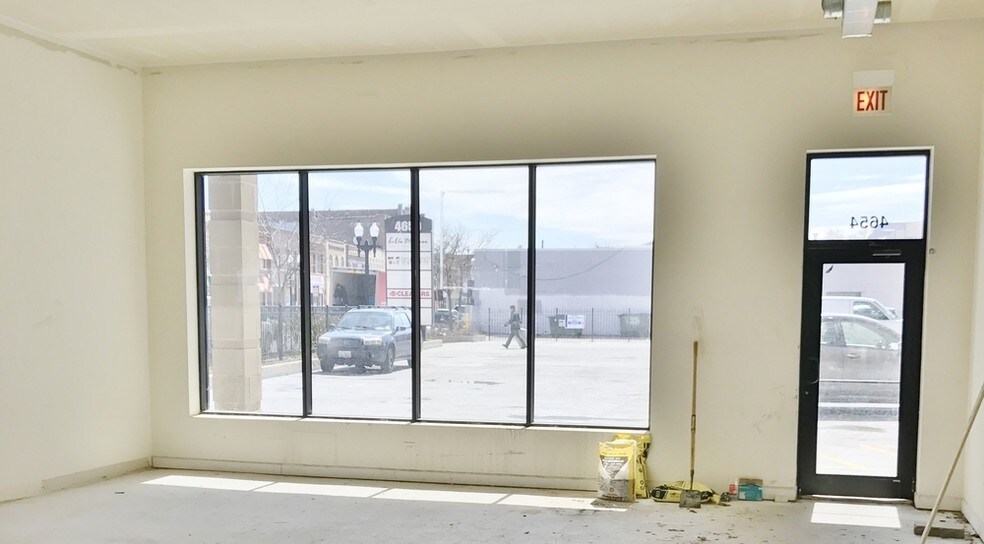 More Photos Of 4651 N Greenview Ave, Chicago Apartments For Lease