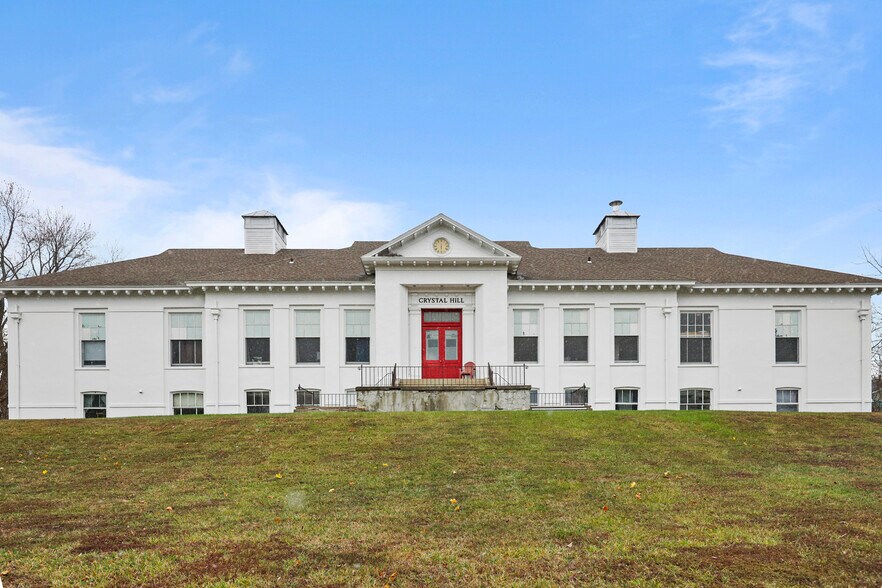 More Photos Of 55 Crystal St, Lenox Dale Apartments For Sale