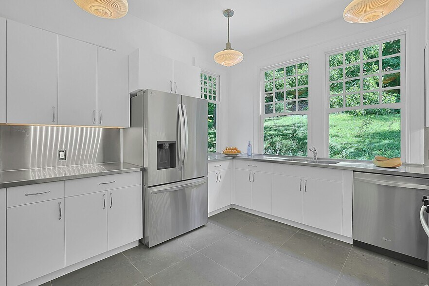 More Photos Of 20 Nazareth Way, Philipstown Specialty For Sale
