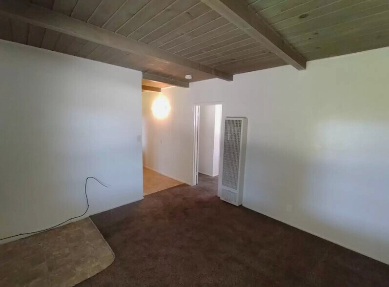 More Photos Of 1136 Stoddard Ave, Modesto Apartments For Sale