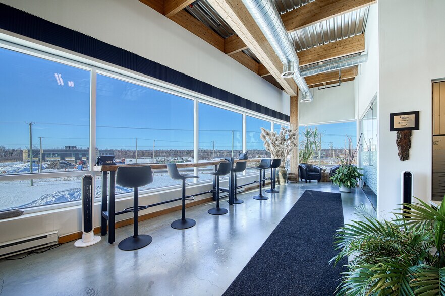 More Photos Of 1400-1460 Boul De L'innovation, Bromont Industrial For Sale