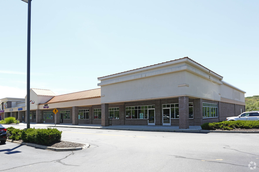 Primary Photo Of 248-250 Flanders Rd, East Lyme Storefront For Lease