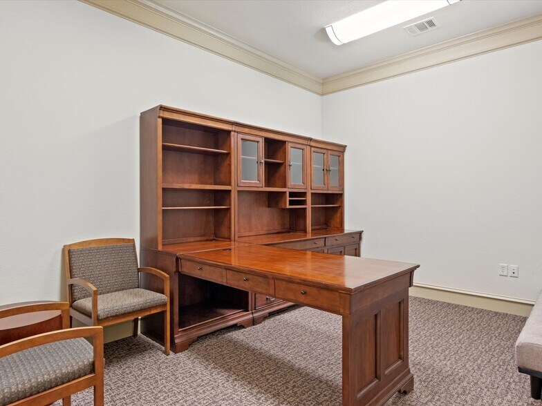 More Photos Of 4603 Colleyville Blvd, Colleyville Office For Sale
