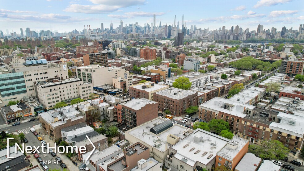 More Photos Of 27-47 Crescent St, Astoria Medical For Lease