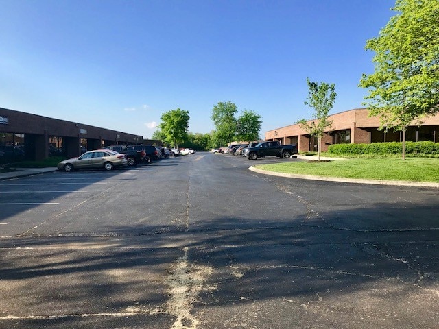 More Photos Of 900 E Hill Ave, Knoxville Office For Lease
