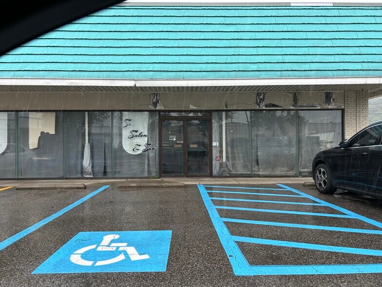 More Photos Of 4 Fletcher Sq, Dunbar General Retail For Lease