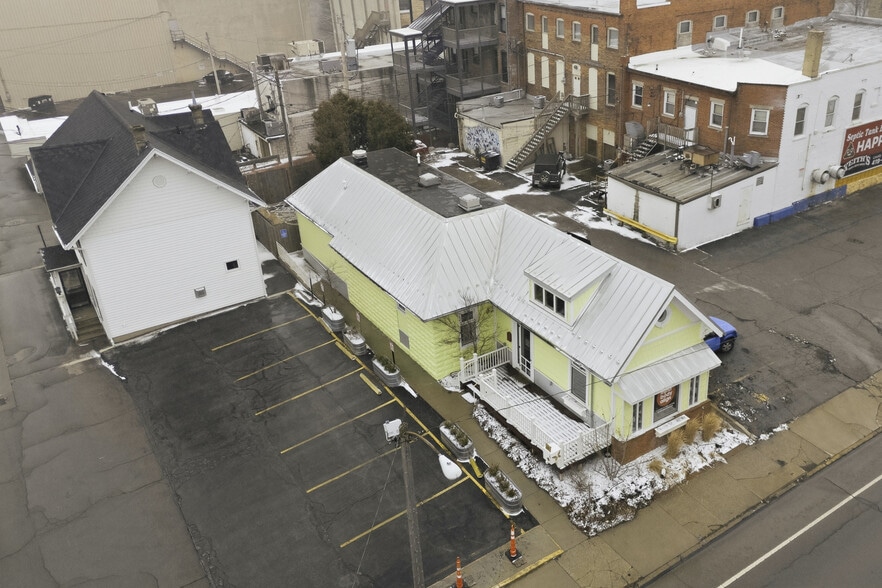 More Photos Of 20 N Mulberry St, Mansfield Office For Sale