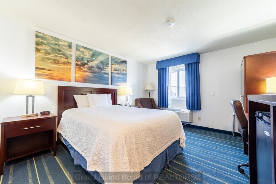 More Photos Of 2620 N Diers Ave, Grand Island Hotel For Sale