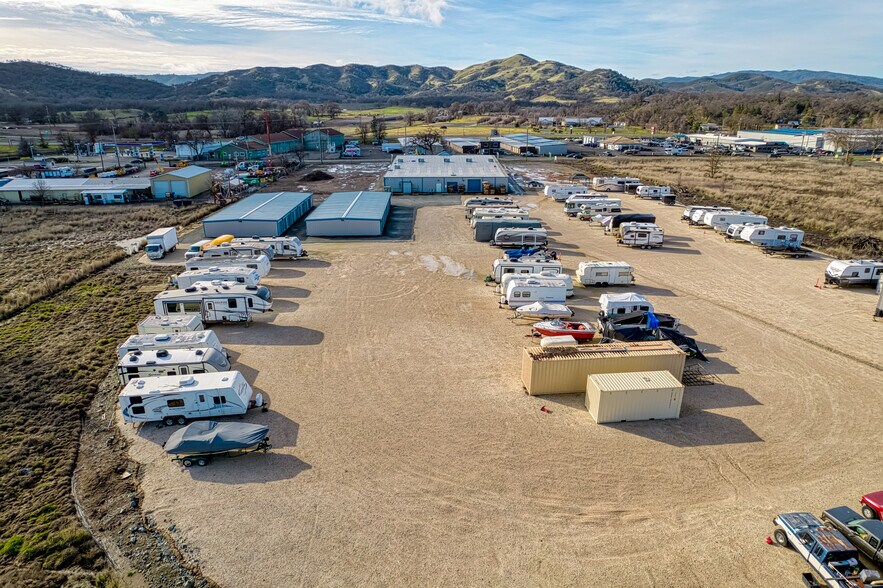 More Photos Of 2570 S Main St, Lakeport Self Storage For Sale