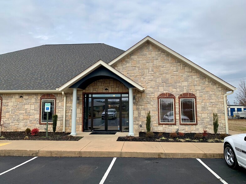 Primary Photo Of 903 SE 22nd St, Bentonville Office For Lease