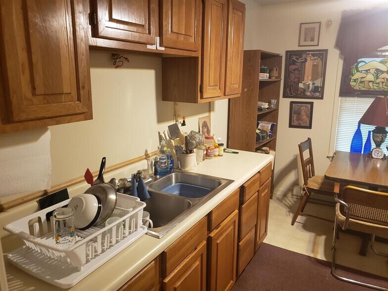 More Photos Of 2487 US Highway 211 W, Luray Storefront For Sale