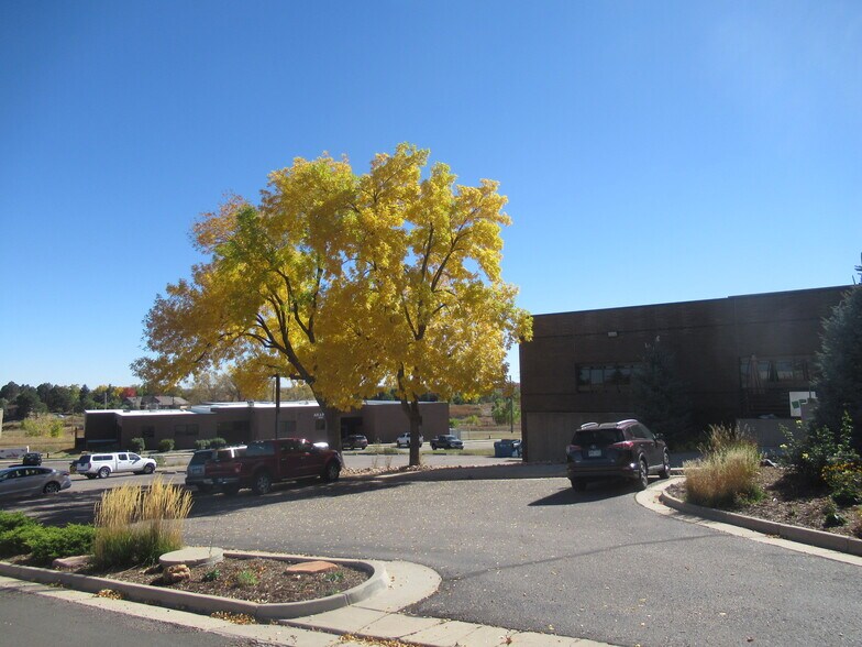 More Photos Of 5926 McIntyre St, Golden Office For Sale