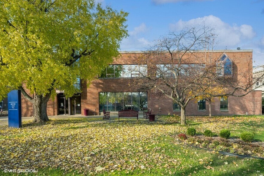 More Photos Of 2304 Park Ave, Minneapolis Medical For Sale