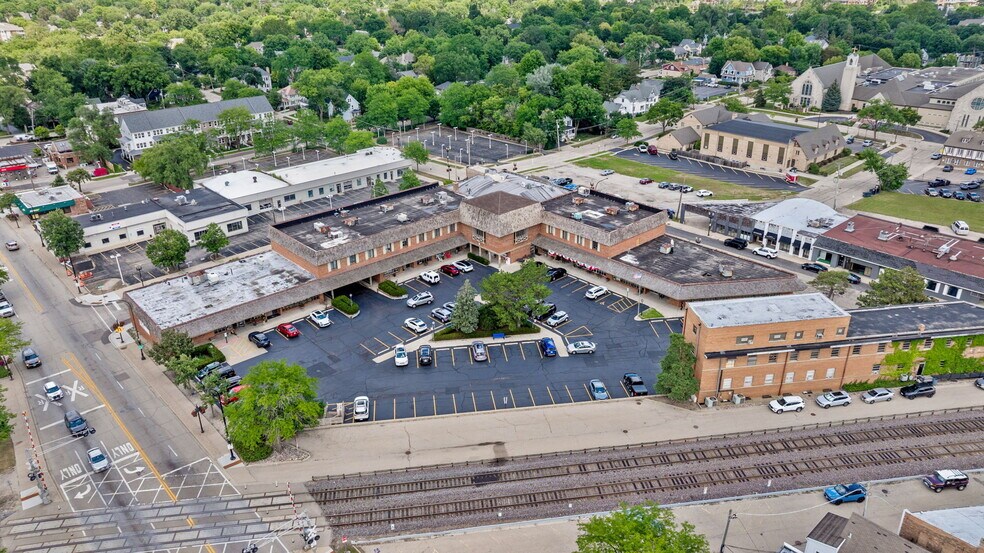 More Photos Of 125 Barrington Commons Ct, Barrington General Retail For Sale
