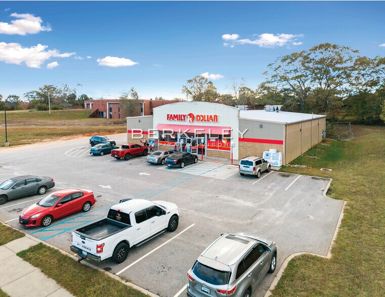 More Photos Of 10 S Piedmont Hwy, Piedmont General Retail For Sale