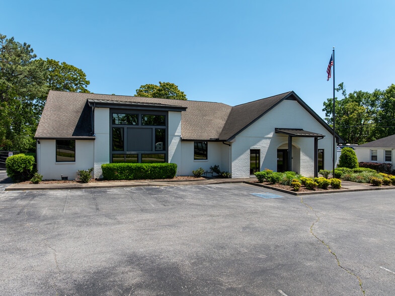 Primary Photo Of 4336 Kenilwood Dr, Nashville Storefront Retail Office For Sale