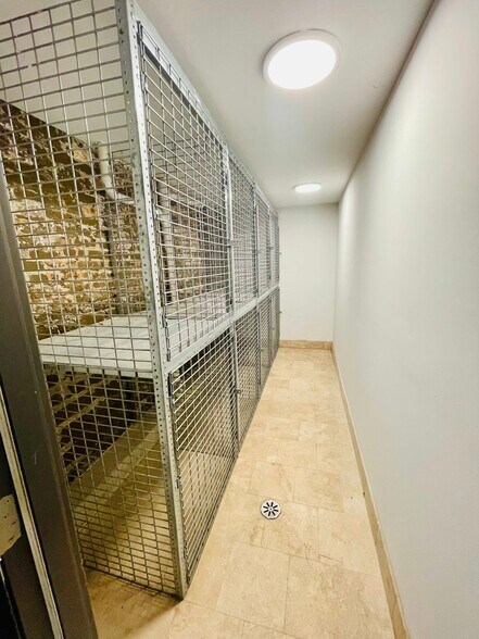 More Photos Of 5526 S Indiana Ave, Chicago Apartments For Sale