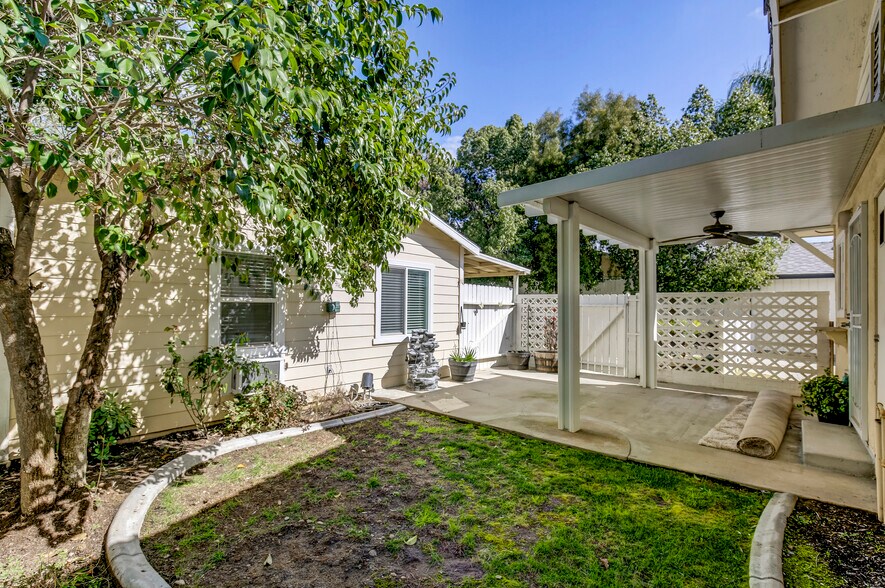 More Photos Of 2371 Mentone Ave, Mentone Apartments For Sale