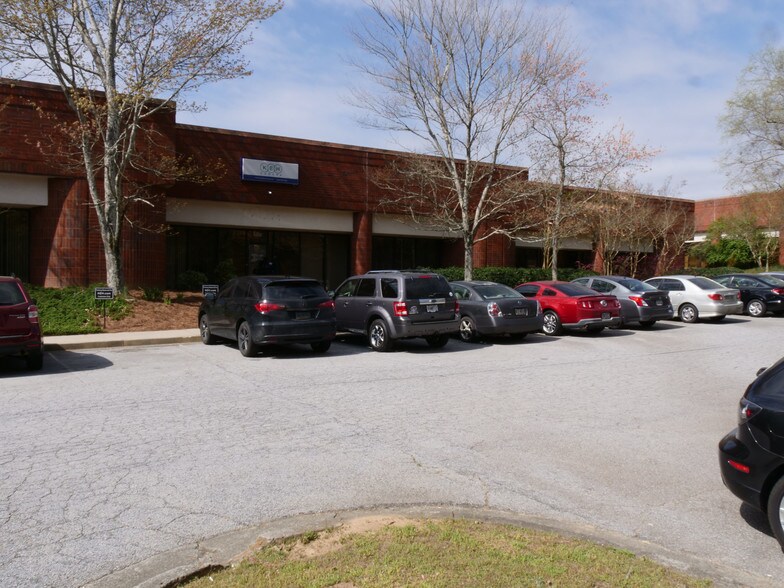 More Photos Of 4900 Highlands Pky SE, Smyrna Warehouse For Lease