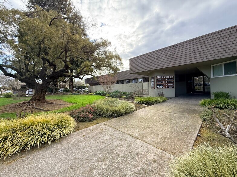 More Photos Of 1000 Delbon Ave, Turlock Medical For Lease