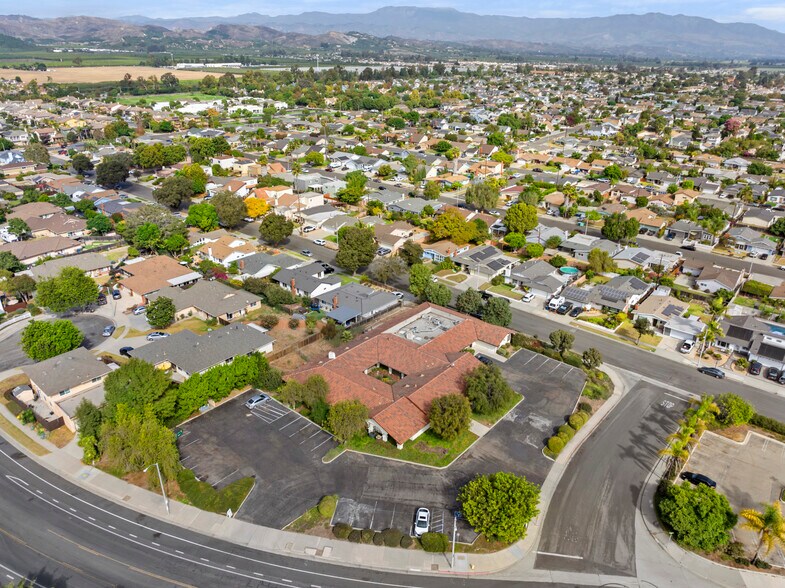 More Photos Of 970 Petit Ave, Ventura Medical For Lease