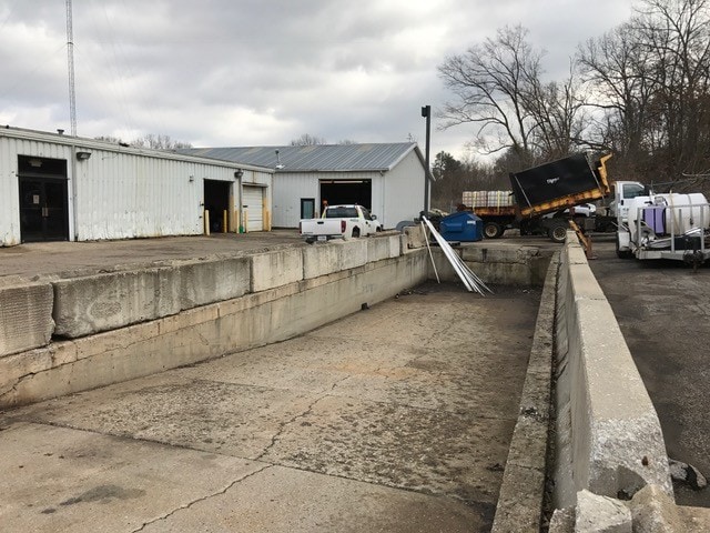 More Photos Of 2545 S 11th St, Niles Storefront Retail Office For Sale