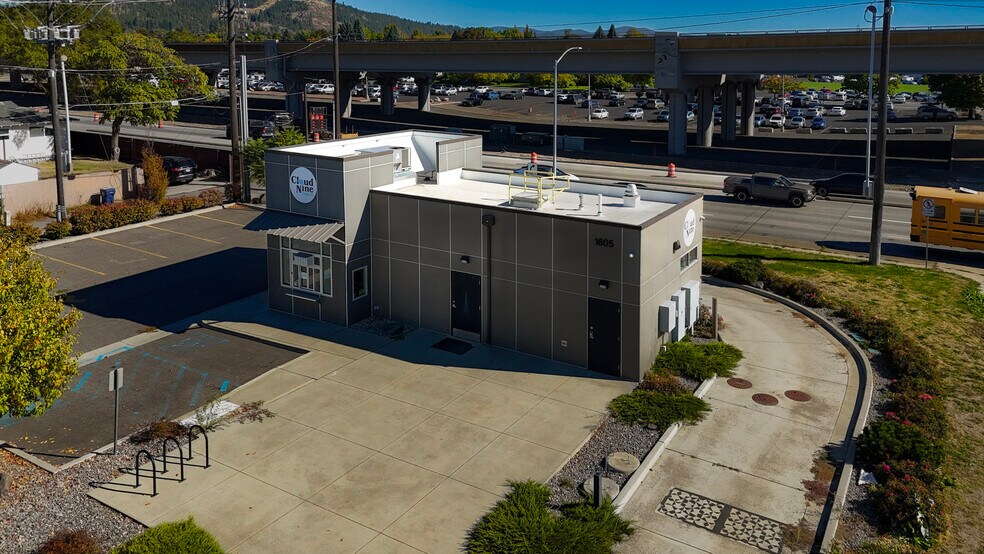 More Photos Of 1605 N Greene St, Spokane Freestanding For Lease