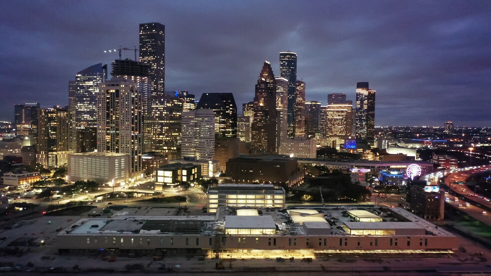 More Photos Of 401 Franklin St, Houston General Retail For Lease