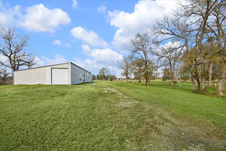 More Photos Of 4343 Buller Rd, Pattison Land For Sale