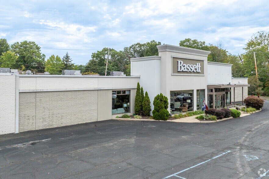 More Photos Of 578 Bethlehem Pike, Colmar Storefront For Sale