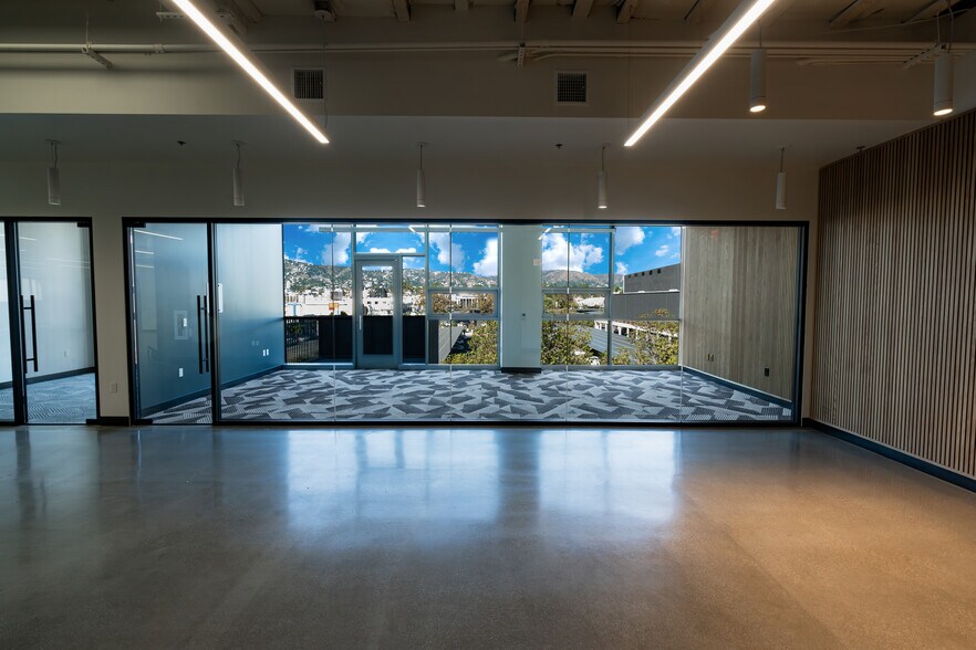 More Photos Of 110 S Fairfax Ave, Los Angeles Office For Lease