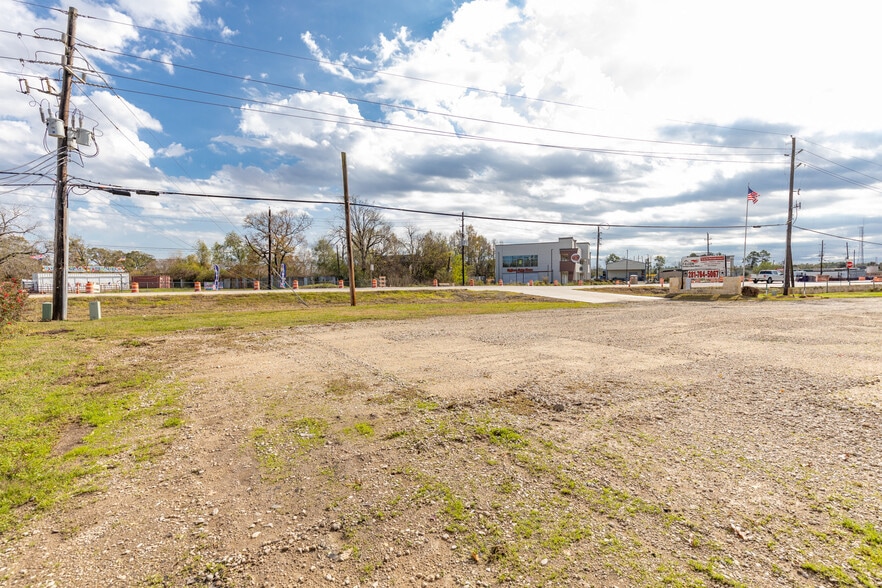 More Photos Of 24203 FM 2100 Rd, Huffman Office Residential For Sale