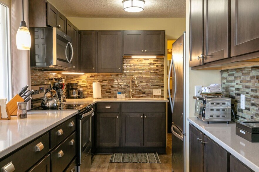 More Photos Of 7 N Delano Rd, Asheville Apartments For Sale