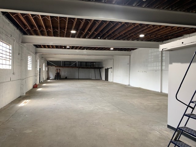 More Photos Of 1611 Pennsylvania Ave, Linden Distribution For Lease
