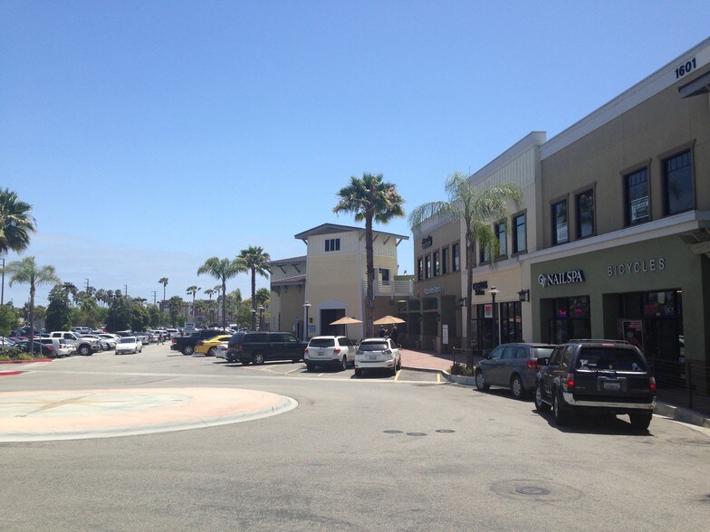 More Photos Of Victoria Ave, Oxnard Unknown For Sale