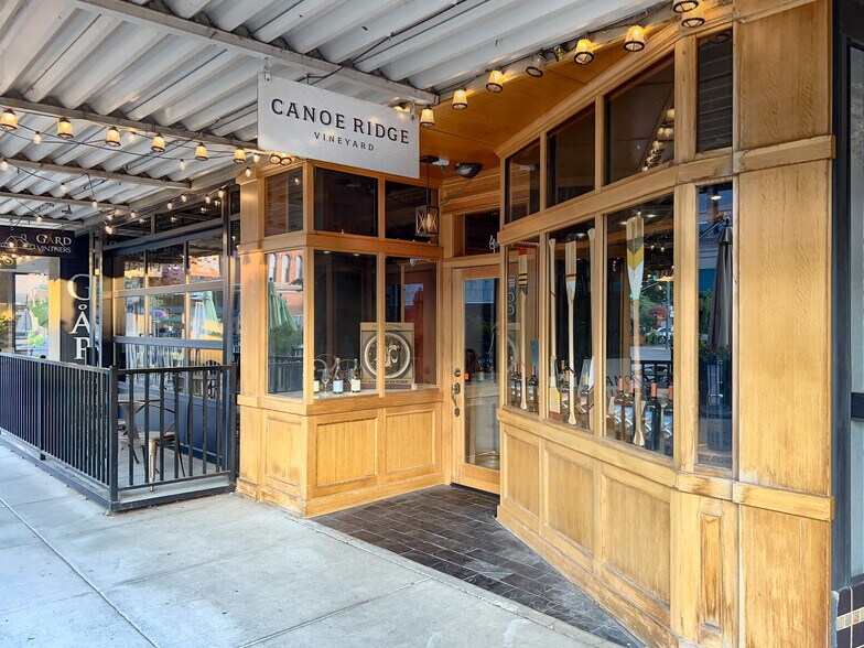 More Photos Of 39-47 E Main St, Walla Walla Storefront For Lease