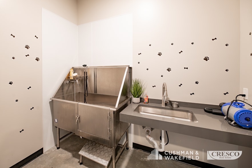 More Photos Of 1862 E 123rd St, Cleveland Apartments For Sale