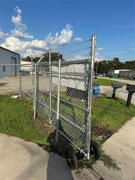 More Photos Of 4457-4459 Holden Rd, Lakeland Warehouse For Sale