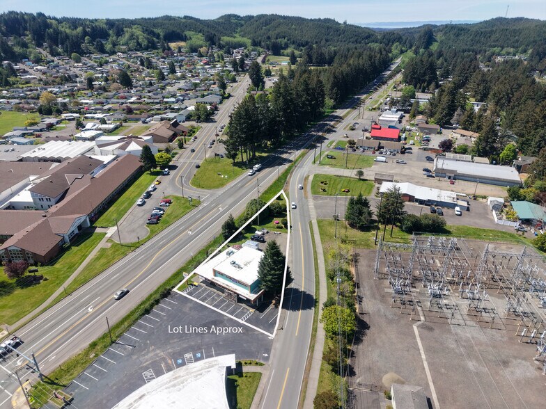 More Photos Of 2133 Winchester ave, Reedsport Freestanding For Sale